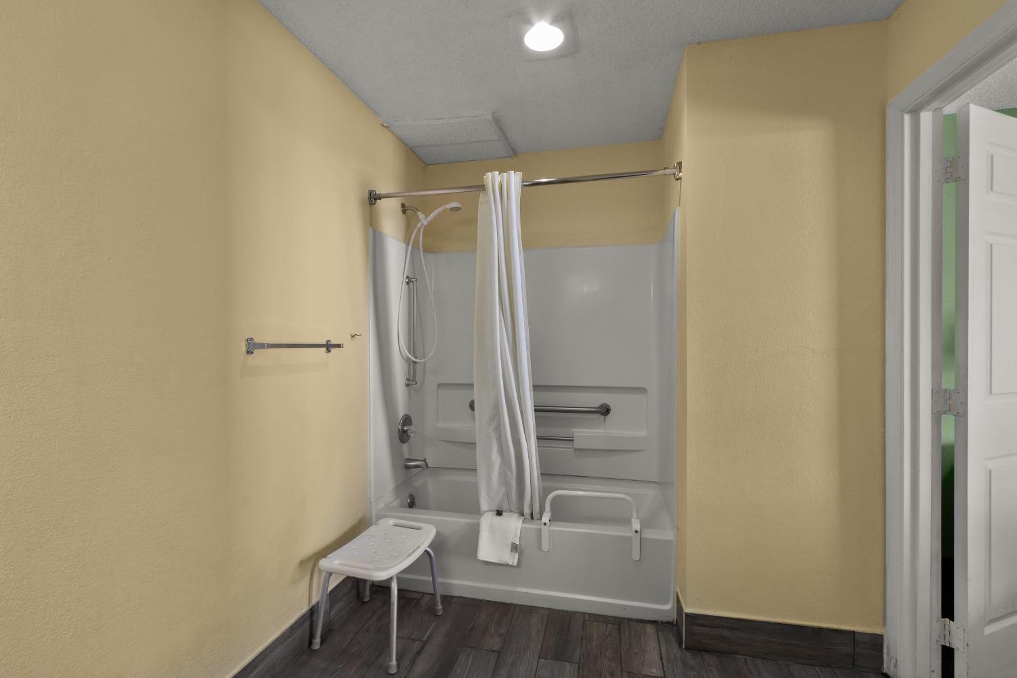 Americas Best Value Inn אדנטון מראה חיצוני תמונה
