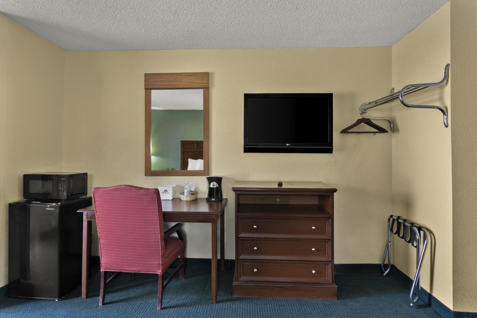 Americas Best Value Inn אדנטון מראה חיצוני תמונה